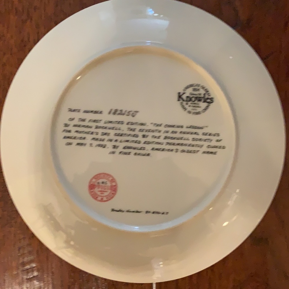 Vintage 1982 Norman Rockwell Mother’s Day Plate - Picture 3 of 7
